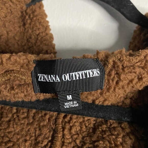 Zenana Outfitters Women's Teddy Long Line Sleeveless Hooded Cardigan - Picture 4 of 7